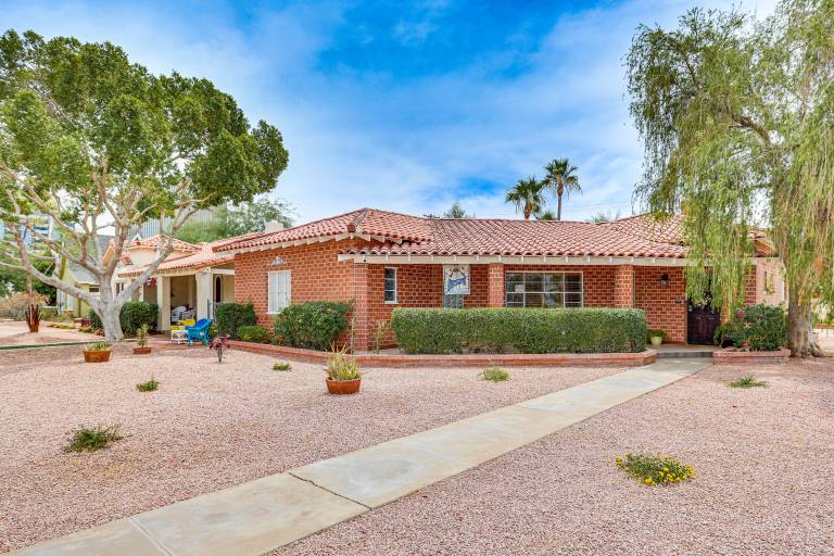 2 Mi to Dtwn Phoenix Getaway w Patio