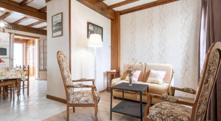 House with 2 rooms for 5 persons — photo 3