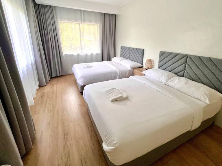 Vacation home with garden & grill in Morong