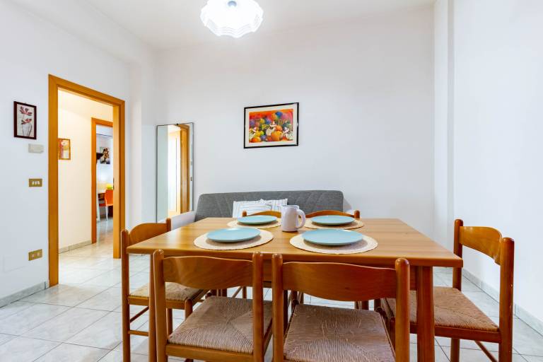 Holiday apartment with 2 rooms for 5 persons — photo 5