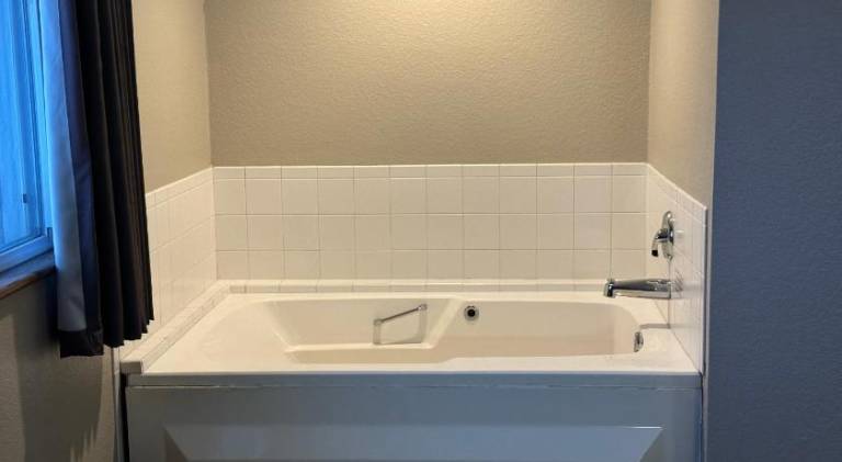 Baymont Inn & Suites by Wyndham Lincoln NE — photo 4