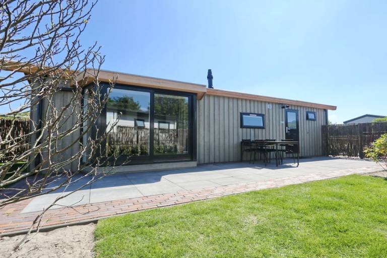 Fully equipped charming chalet with terrace, grill & yard | Dogs allowed — photo 2