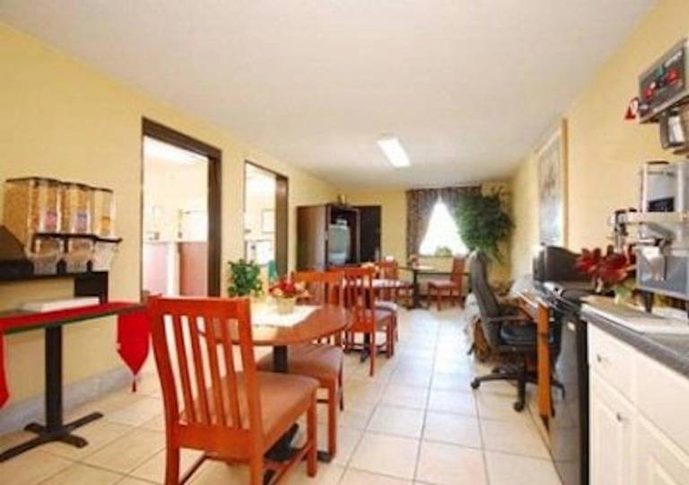 OYO Hotel Richburg SC I-77 — photo 2