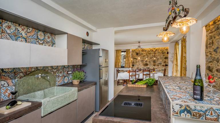 Children-friendly charming villa with garden, private pool & terrace | Pool view | Dogs allowed — photo 5