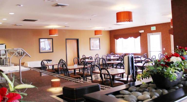 Crystal Inn Hotel & Suites – West Valley City — photo 4