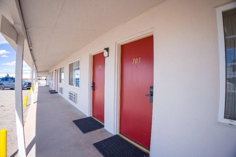 Holiday Motel Lordsburg I-10 — photo 5