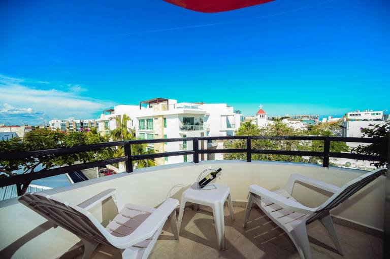 Serviced apartment with grill, pool & terrace — photo 2