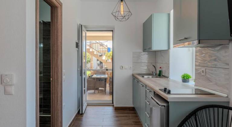 Holiday apartment with yard & patio | Beach nearby | Dogs allowed — photo 3