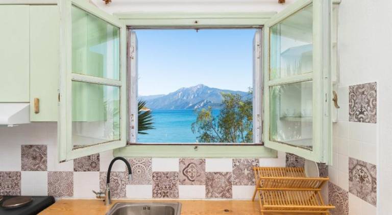 Holiday apartment with patio & yard | Close to the beach | Pets are welcome — photo 4