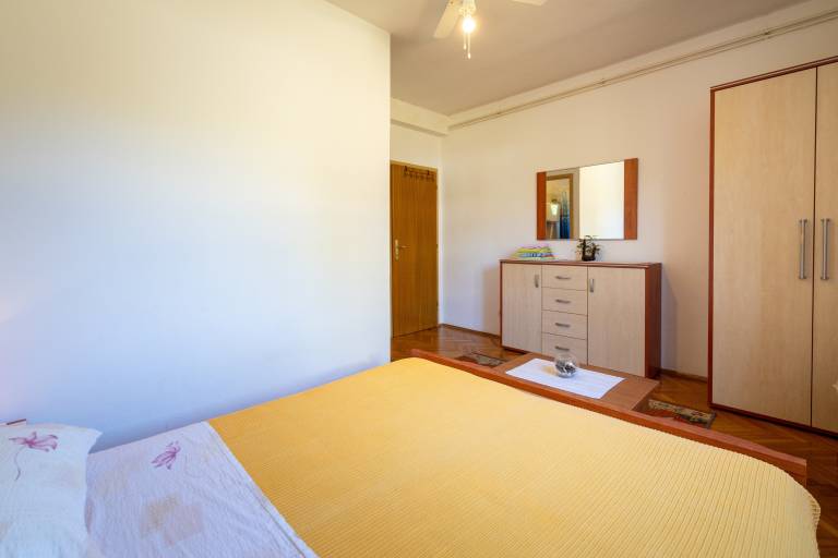 Room with terrace Stari Grad, Hvar (S-14831-c) — photo 3