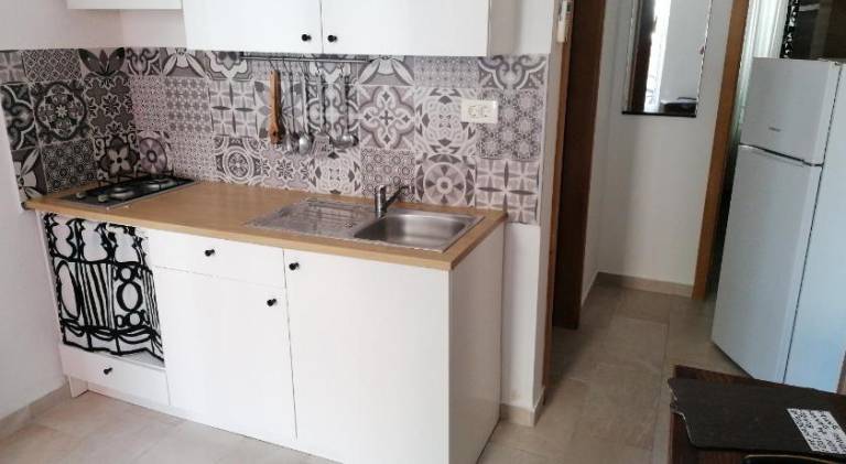 Apartment with terrace & yard | Pet-friendly — photo 3