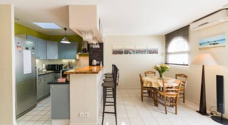 Rental apartment with 2 rooms for 4 persons — photo 3