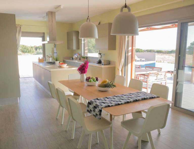 Children-friendly villa with barbecue, private pool & yard | Dogs allowed — photo 4