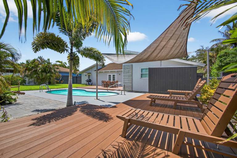 Luxury meets paradise Family friendly 4BR w pool