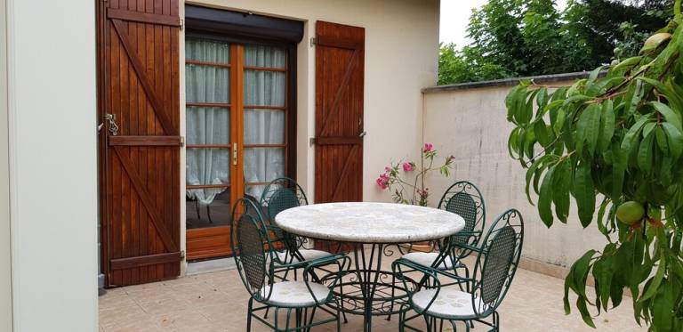 House  Dreux