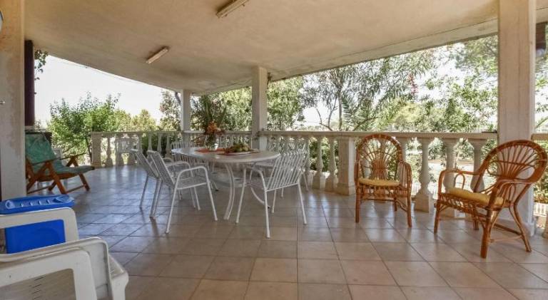 Fully equipped vacation home with yard & patio | Pets are welcome in Enna