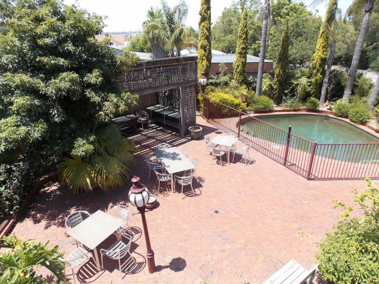 Motel  Brunswick East