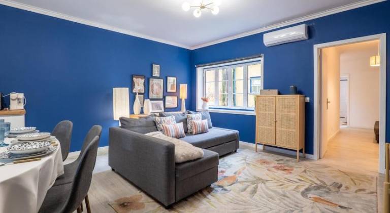 Rental apartment with patio | Near Dom Luís I Bridge in Porto