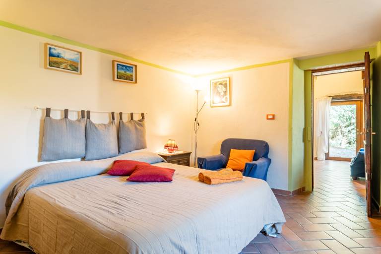 Vacation Home "Il Colletto Romantic Stonehouse" with Mountain View, Garden & Terrace — photo 5