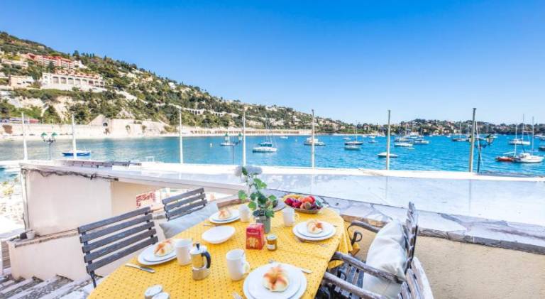 Holiday apartment with patio in Beaulieu-sur-Mer