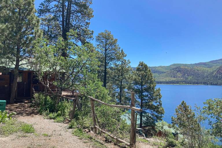 House Vallecito Lake