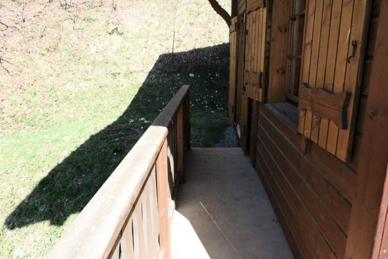 Rental apartment with yard | Pet-friendly — photo 3