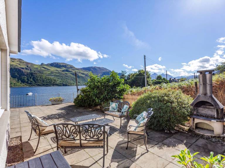 Lochside House S4532