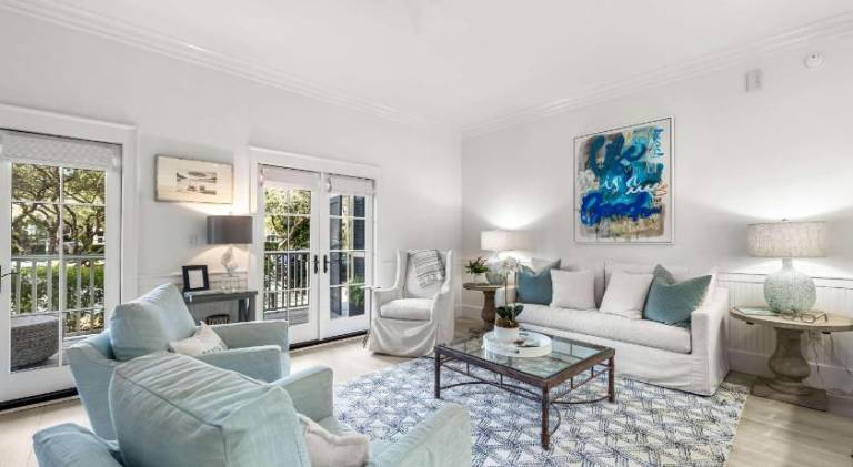 Vacation home with 2 rooms for 6 persons in Seaside, FL
