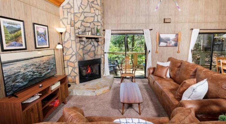 Vacation home with jacuzzi | Pet-friendly — photo 2