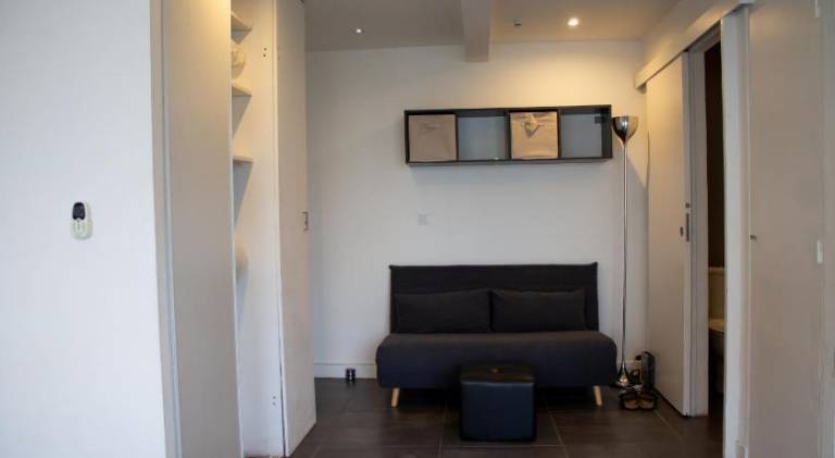 Rental apartment with patio — photo 5