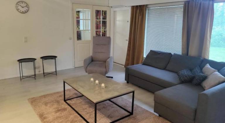 Apartment with 2 rooms for 6 persons — photo 2