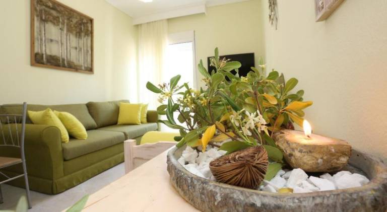 Holiday apartment with yard & patio in Kas