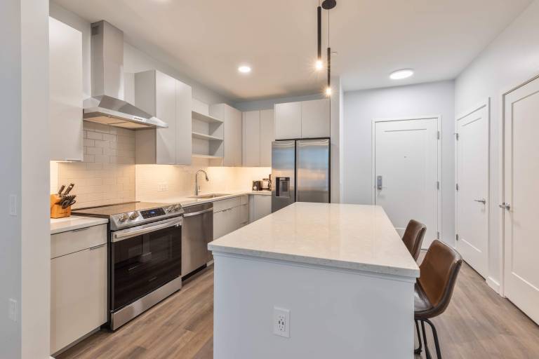 Apartment with terrace, grill & pool | Perfect for remote work — photo 5