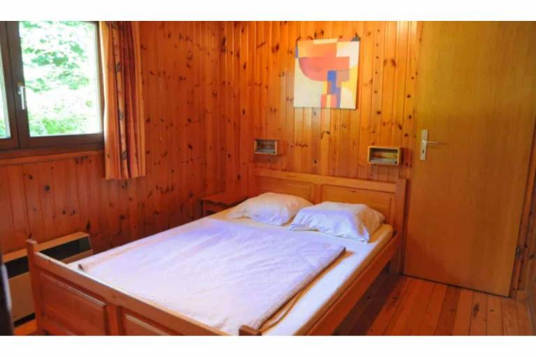 Family-friendly wonderful chalet with patio & yard | Pets allowed — photo 3
