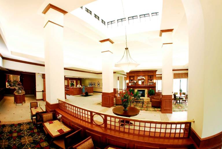 Hilton Garden Inn Oconomowoc — photo 3