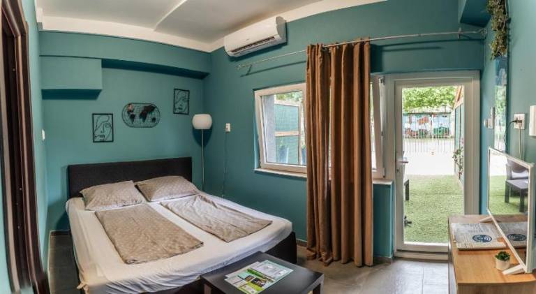 Rental apartment with terrace & barbeque in Szeged