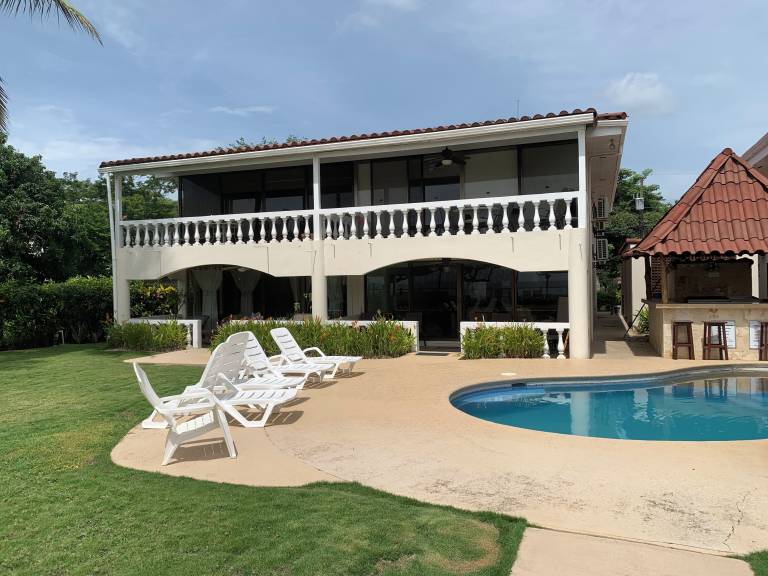 Condo Playa Flamingo
