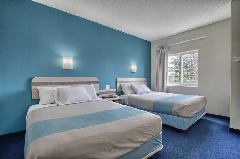 Motel 6 London ON Ontario