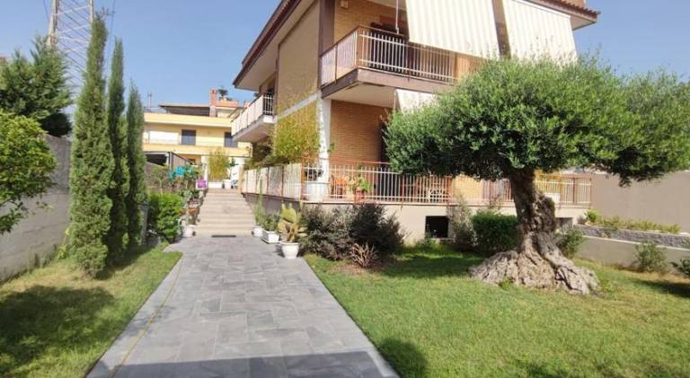 Apartment with 2 rooms for 5 persons in Pompei
