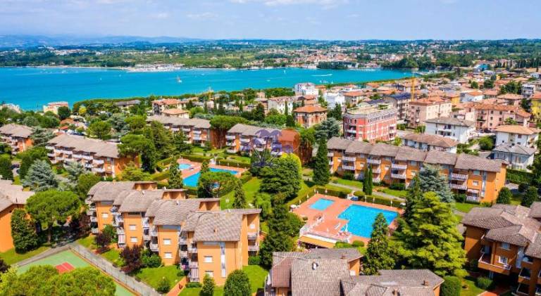 Rental apartment with pool in Pozzolengo
