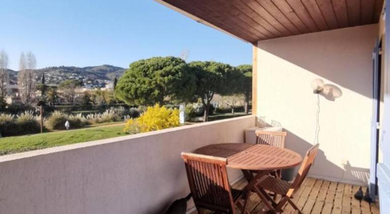 Rental apartment with pool — photo 4