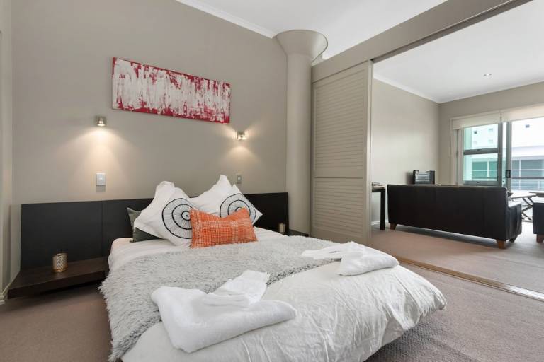 Apartment  Princes Wharf