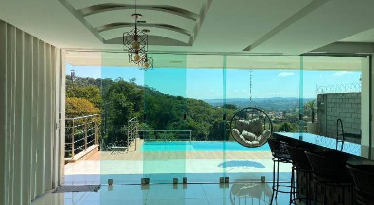 Vacation home with pool | Pets allowed in Goiânia