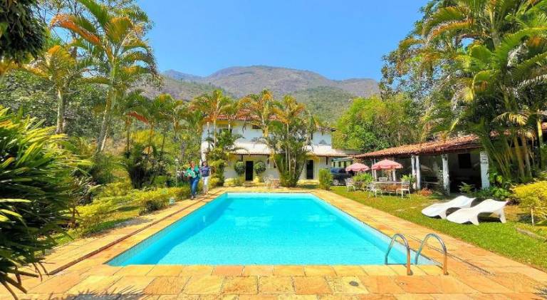 Farm with pool in Petrópolis