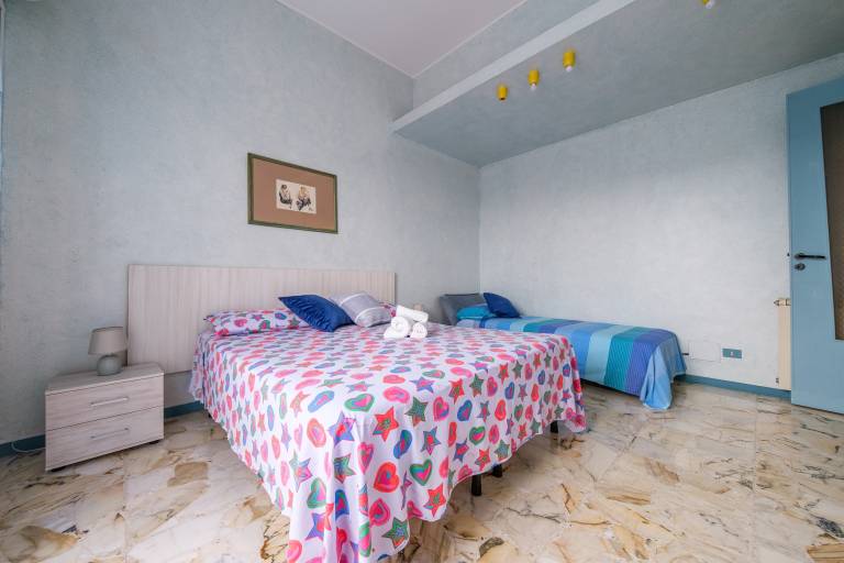 Holiday Home 'Appartamento Ylenia' with Private Terrace, Wi-Fi and Air Conditioning in Messina