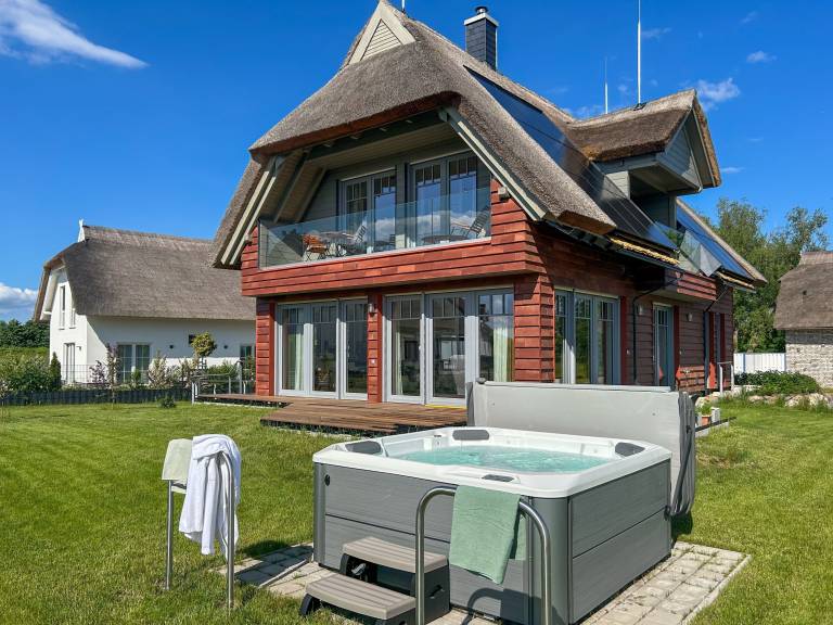 Cabin  Zicker