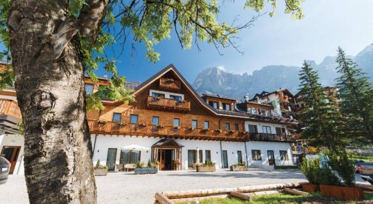 Appartamento con servizi da hotel Primiero San Martino di Castrozza