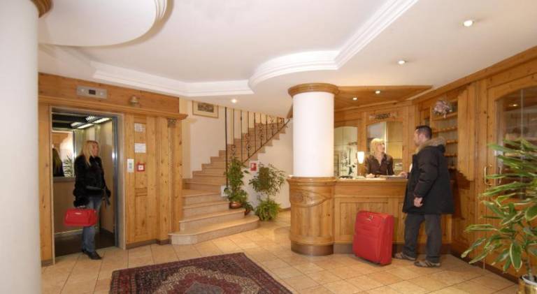 Central Hotel — photo 4