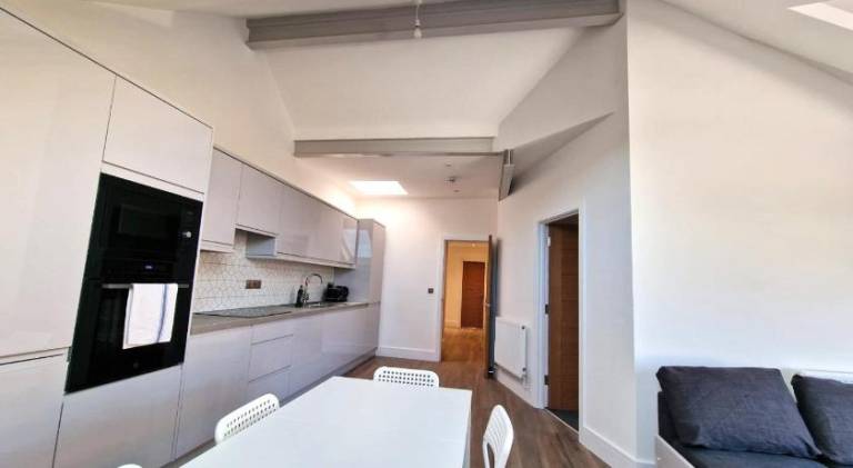 Rental apartment with 4 rooms for 7 persons — photo 3