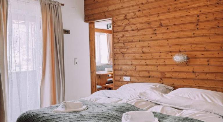 Holiday apartment with 3 rooms for 6 persons — photo 2